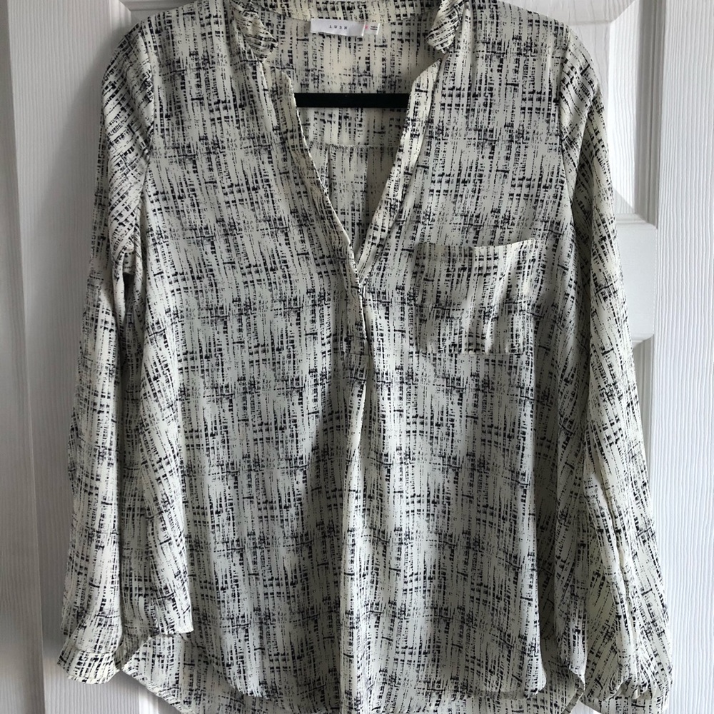 Blouse - Picture 2 of 8
